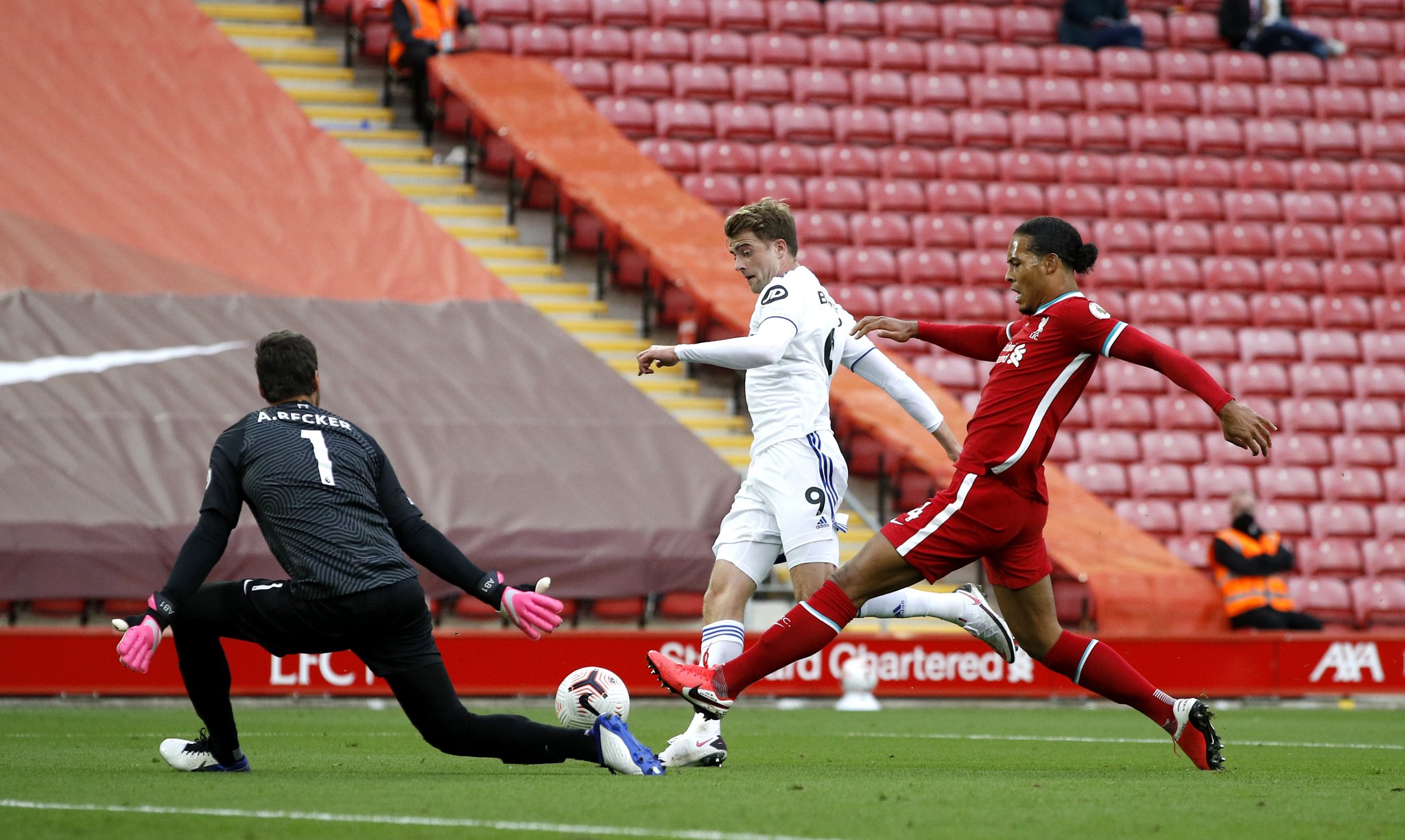 一支队伍因 一支队伍因